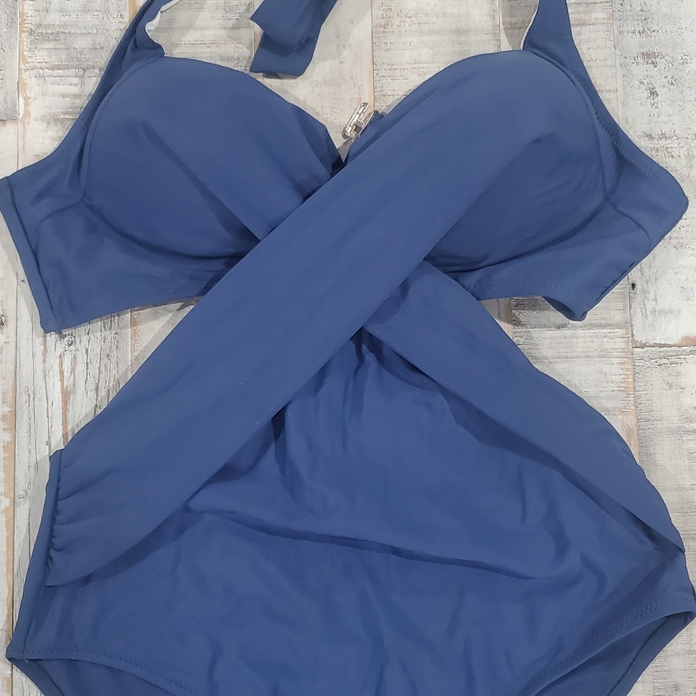 Cupshe swimsuit